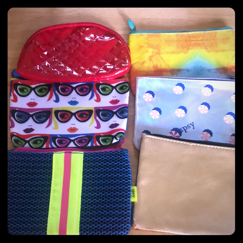 Set of 6 Ipsy bags - accessories/makeup